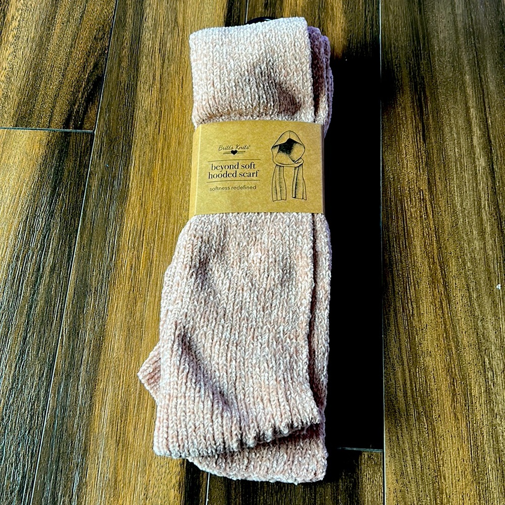 Beyond soft hooded scarf! Very stylish and fits all sizes.